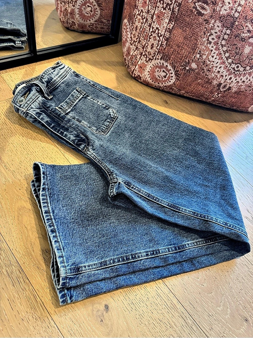 Universal Thread Sailor Straight Leg High Rise Jeans| Denim Casual Fall